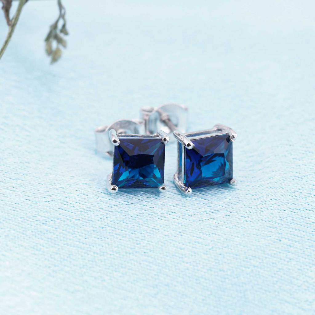 Silver Royal Blue Stud Earrings : ZLSTD-1042