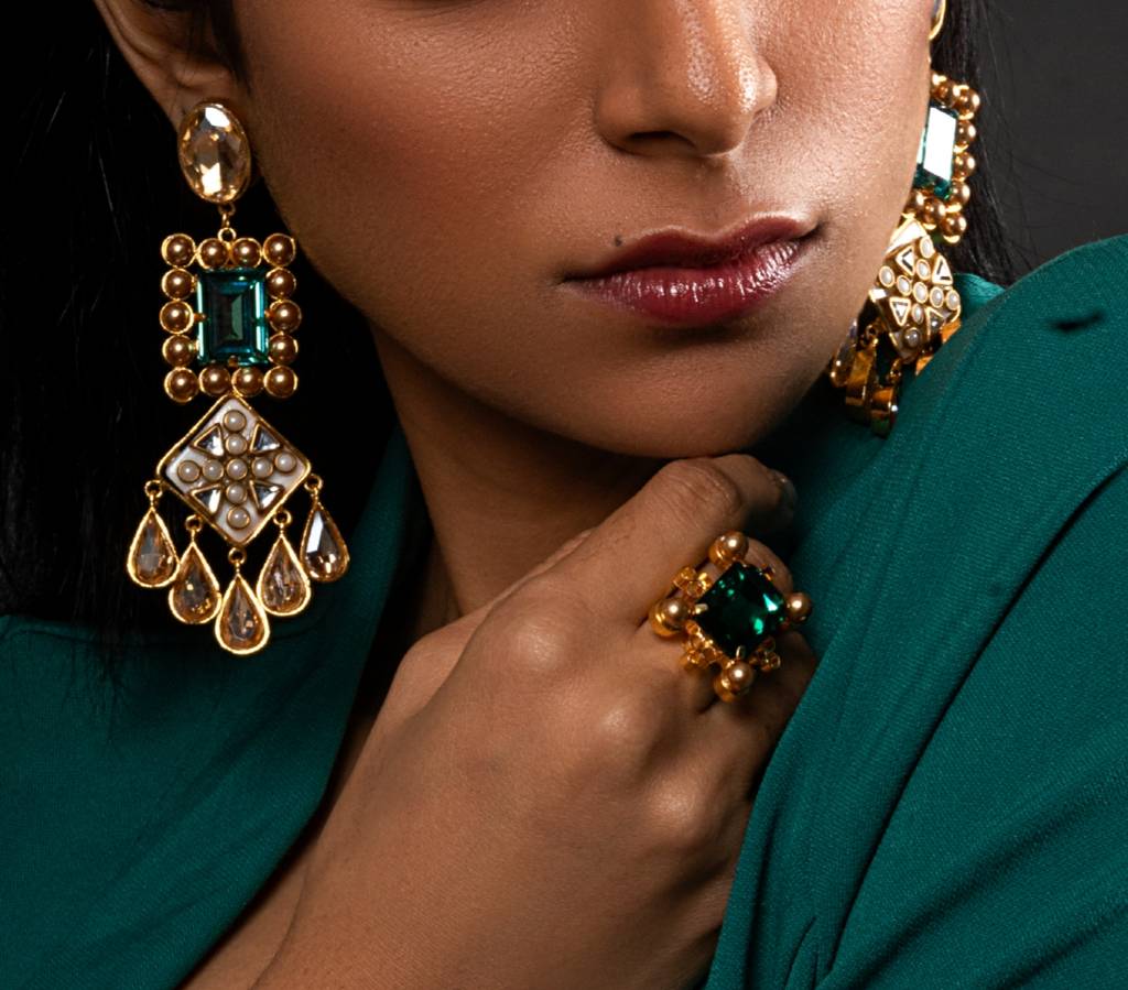 Zahara Earrings (Emerald)