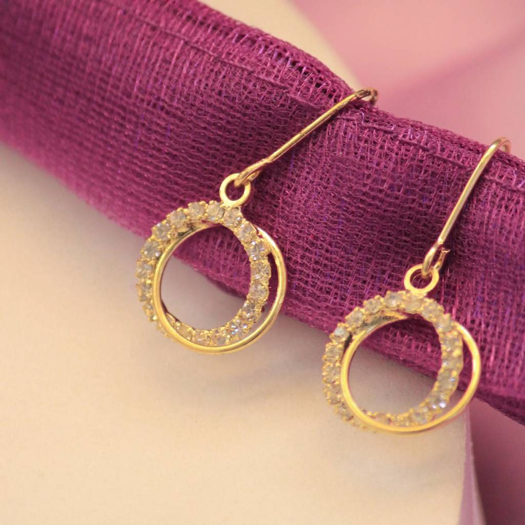 Zirconia Hallow Glam Earrings : ES11226