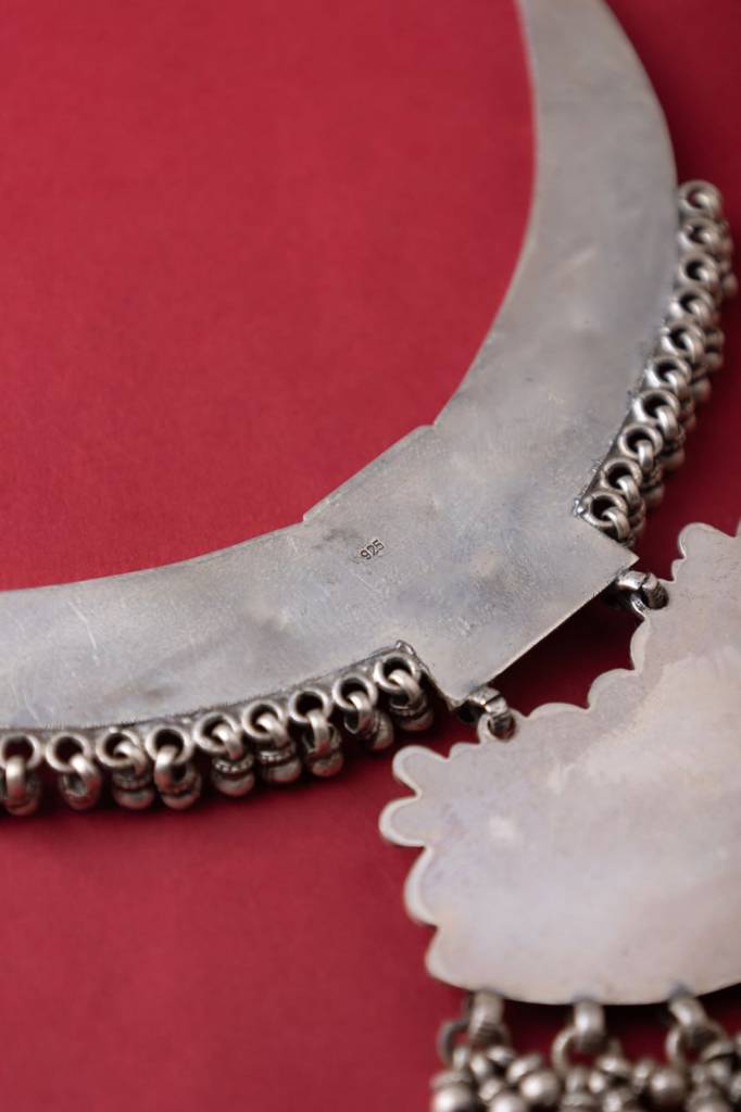 Tattva Flower Detailed Statement Necklace : SN1254