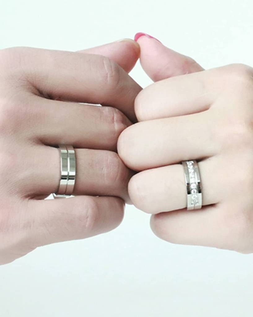 Silver Plated Crystal Promise Wedding Band Set Anniversary Engagement Couple Rings Gift For Lovers : PFCCR46