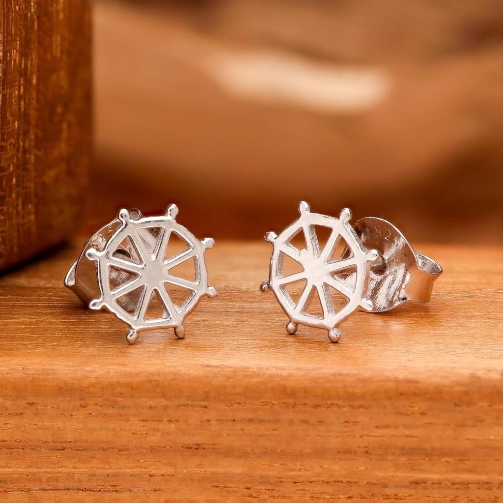 925 Silver Ship Wheel Stud Earrings | Nautical Ocean Lover Gift : SE_000872