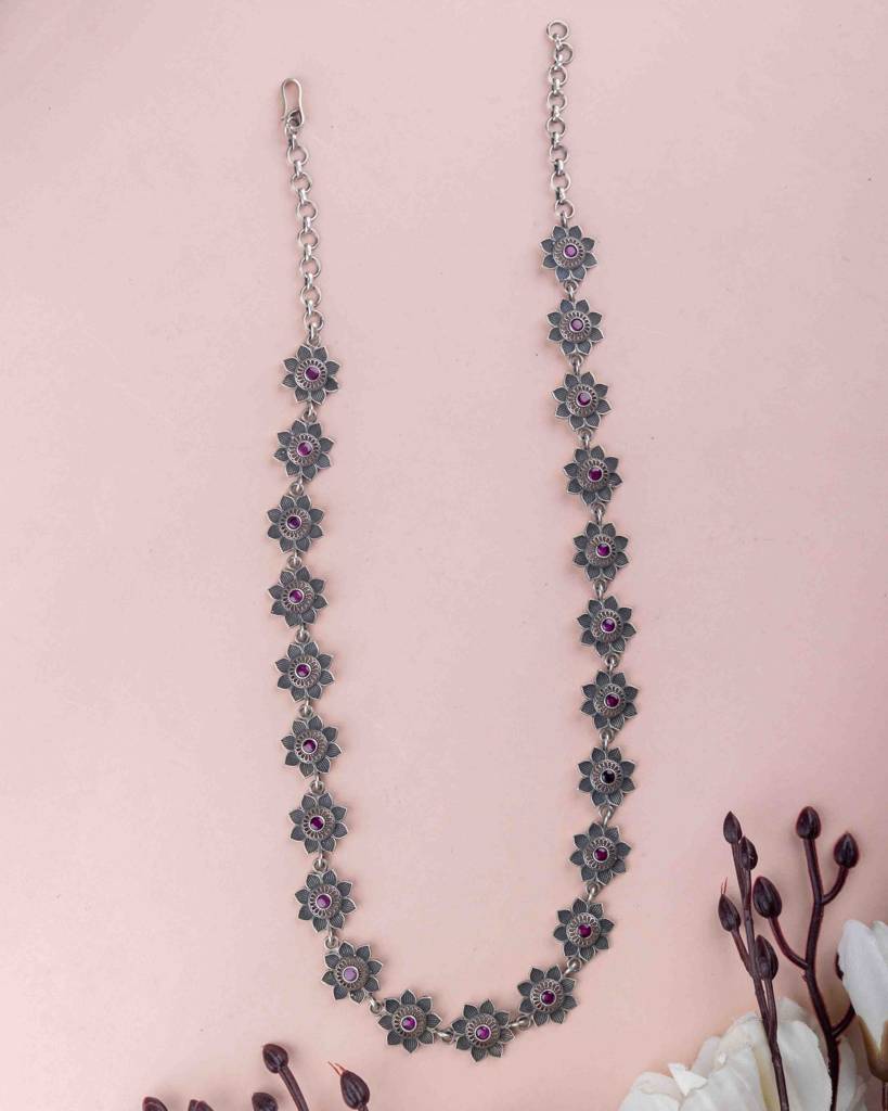 Adya Intricate Flower Versatile Necklace : SN1116