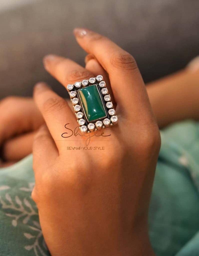 Essence Green Jade Cocktail Ring : SR510