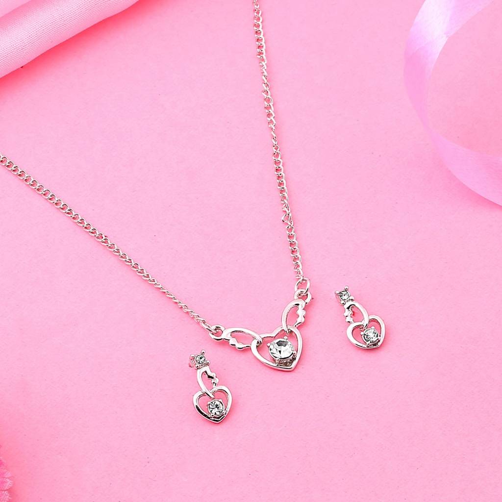Estele Rhodium Plated Heart With Wings Shaped Pendant Set With Crystals For Women : 9299NKER