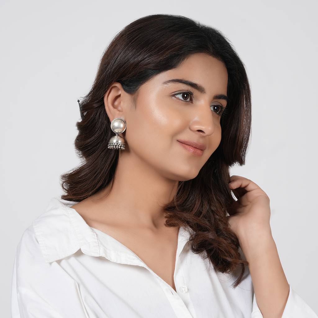 Classic Silver Jhumka For Women : SSE832