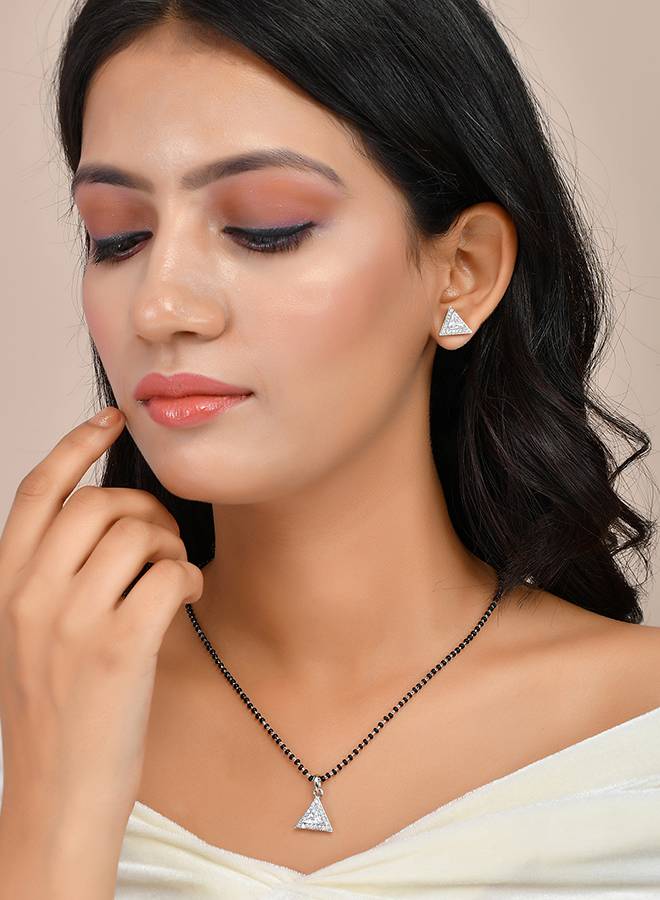 Sparkling Essential White Cz Studded Triangular Silver Mangalsutra Set : 8905124495133