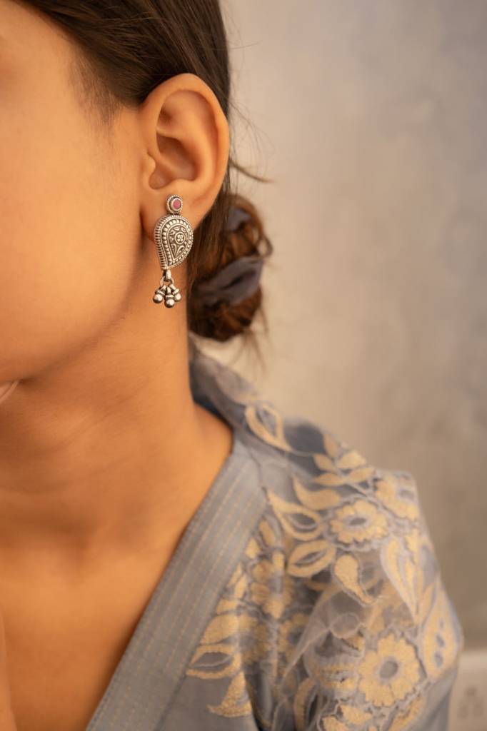 Mizoya Intricate Ghughri Drop Carry Motif Stud Earring : SE165-1-1-1