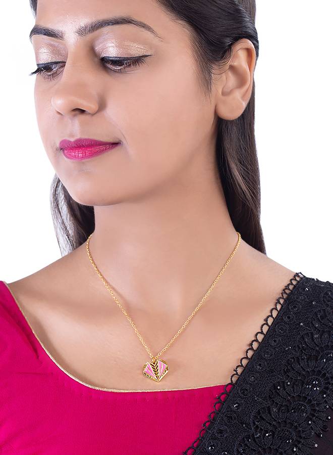 Mi Amore Enameled Filigree Heart Pendant : 8905124082104