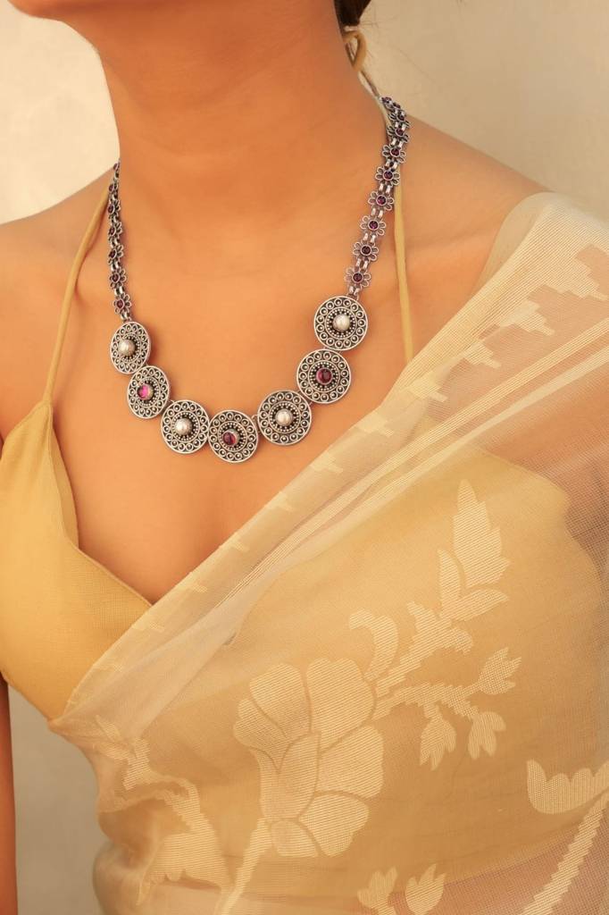 Adya Intricate Sequence Flora Jadau Necklace : SN30044