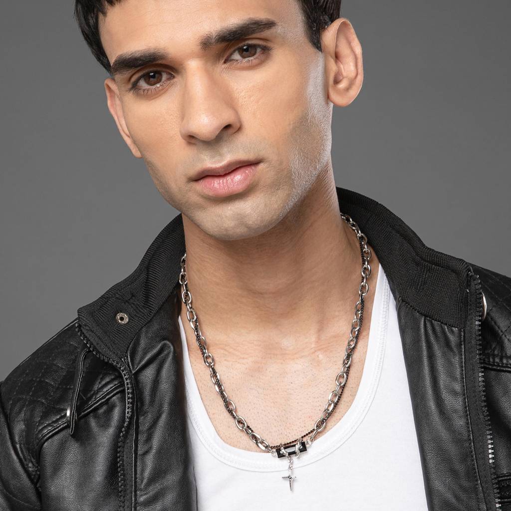 Salty Alpha Rugged Black Modern Chain : MN1S0028