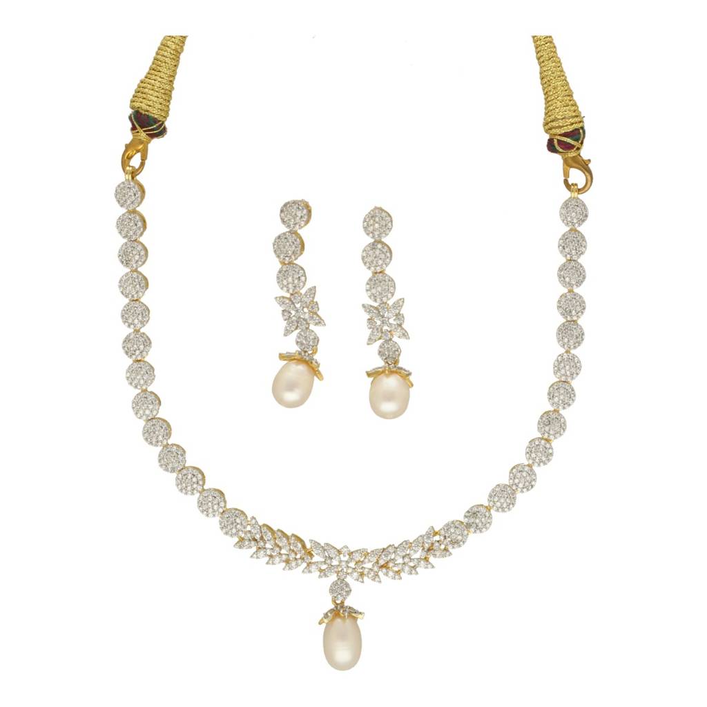 Charmed Essence Pearl Necklace Set : JPSEP-24-042