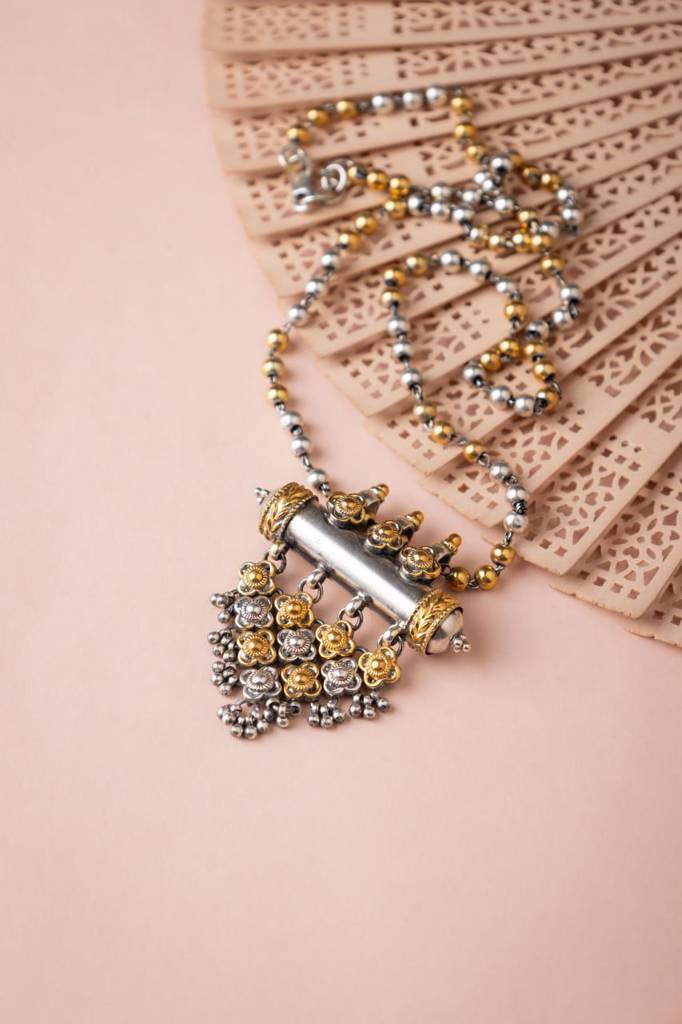 Moh Jali Vintage Inspired Dual Tone Necklace : SK189653