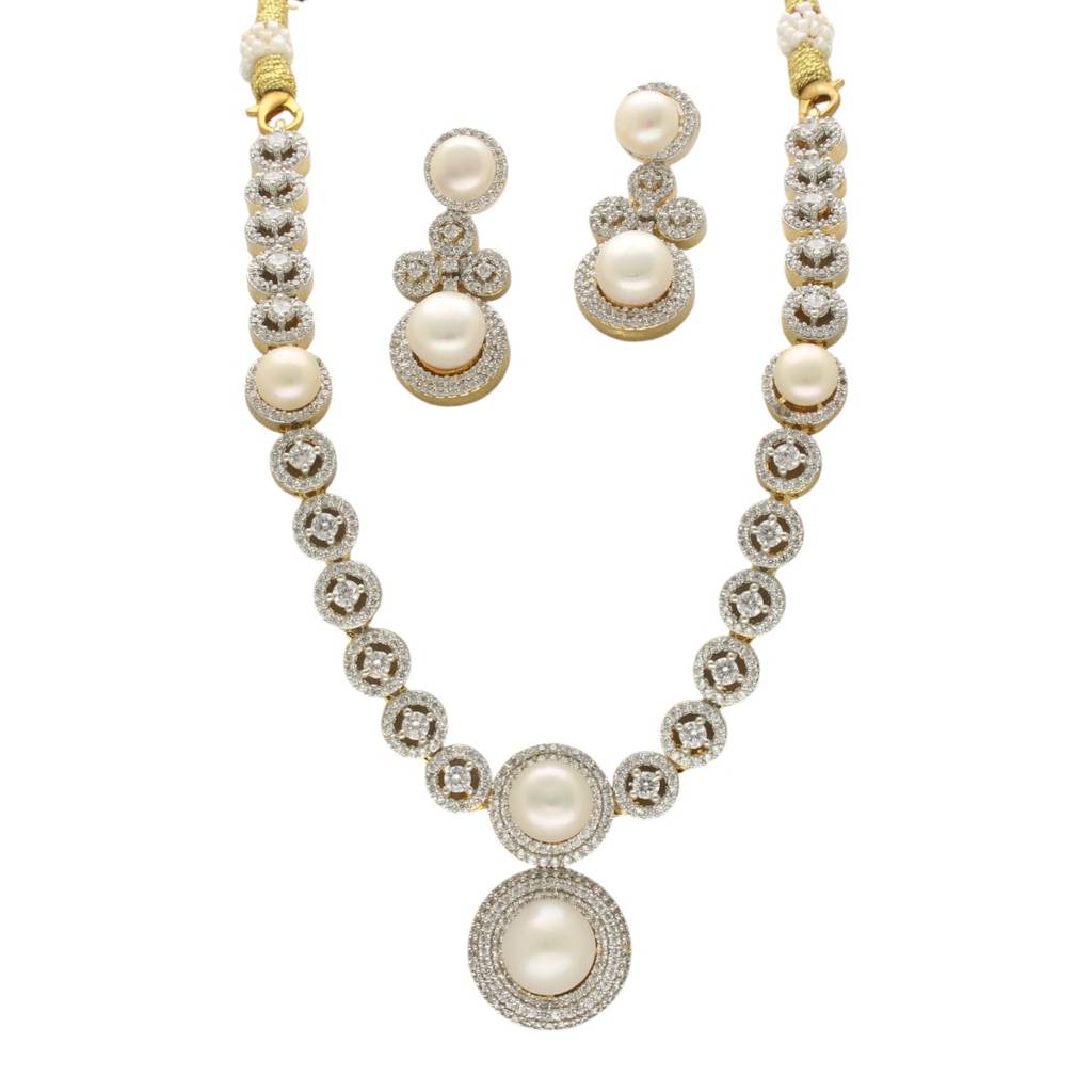 Whirling Glory Pearl Necklace Set : JPJUN-25-001