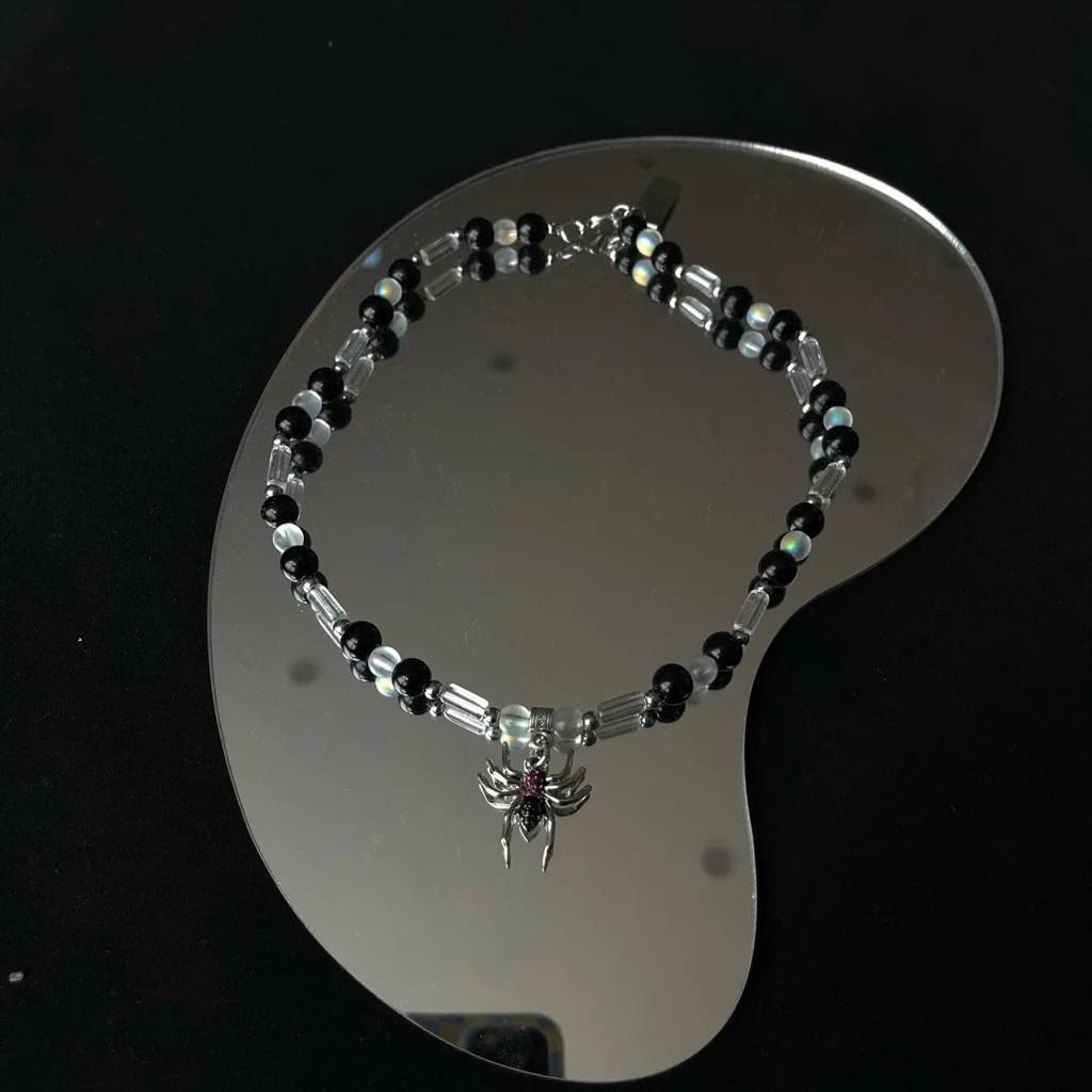 Cursed Spider Necklace : NS12216