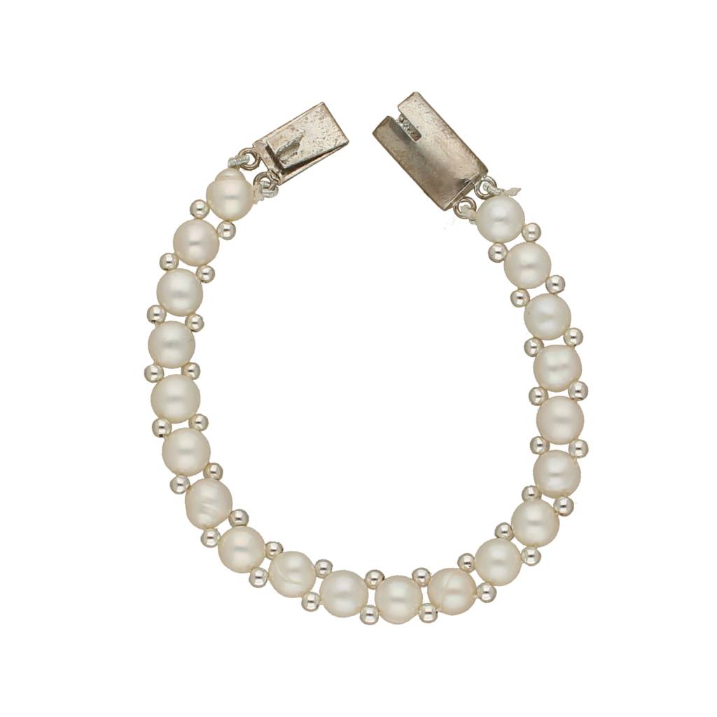 Charm 1 Line Pearl Bracelet : JPAUG-23-146