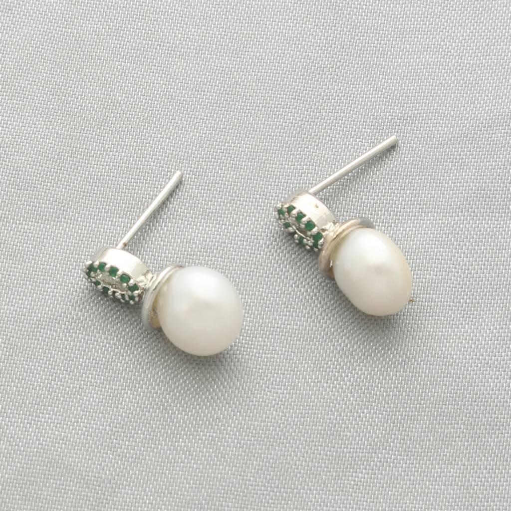 Navishka Pearl Earrings : JPMAR-24-014