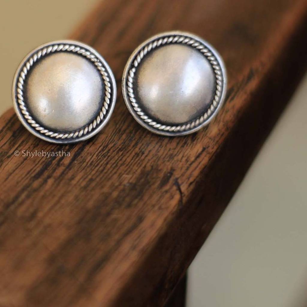 Adya Matte Versatile Studs : SE509