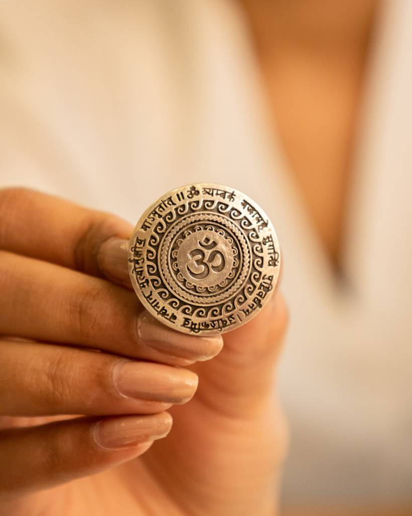 Maha Mrityunjaya Mantra Om Ring : SR8074