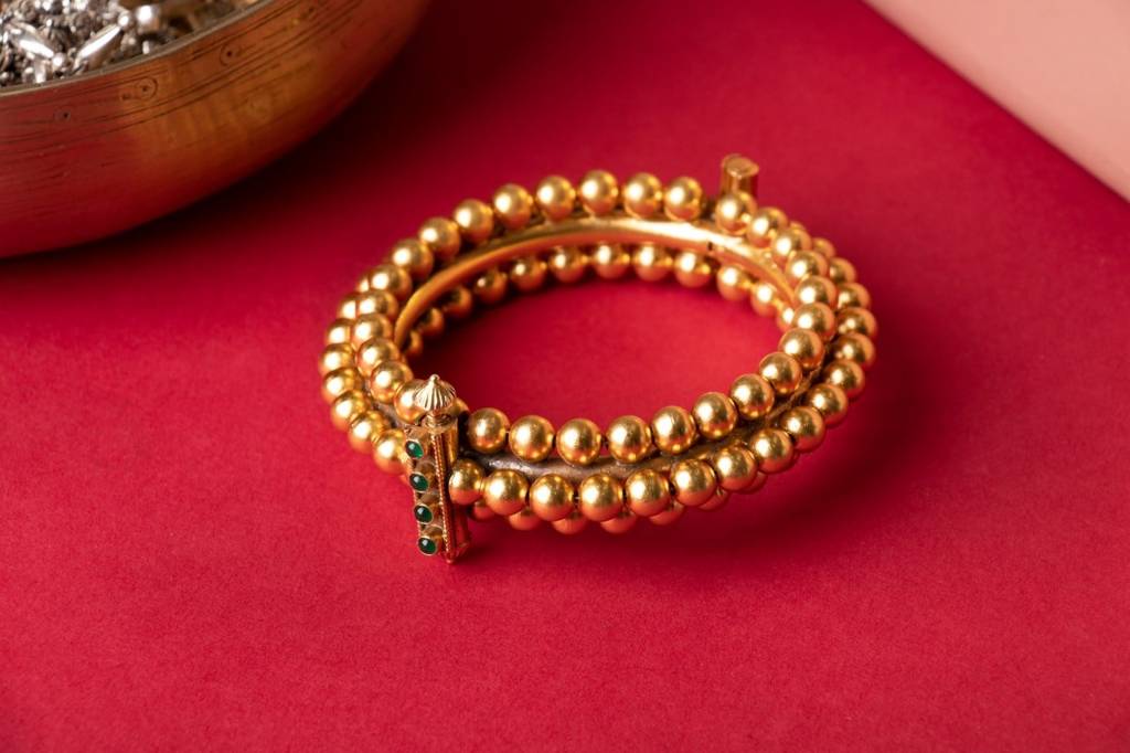 Tattva Ball Cluster Gold Classic Kada : SK30024-2-4