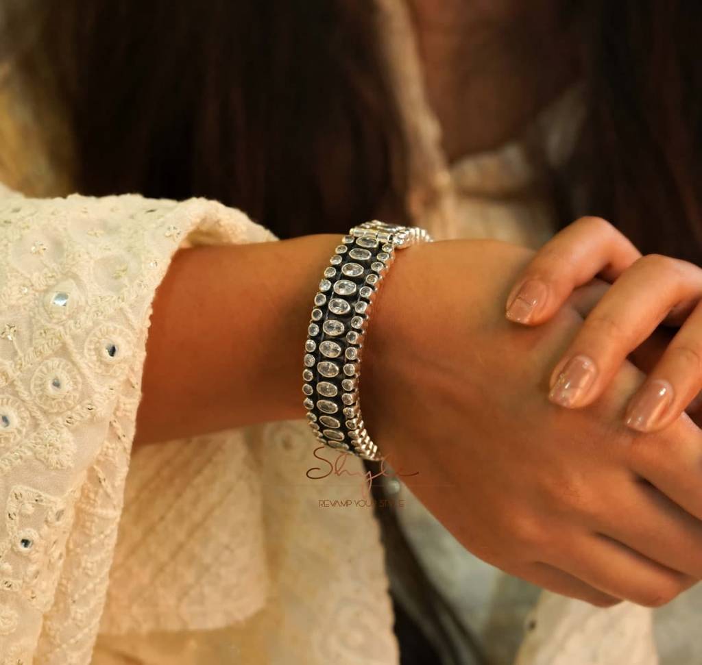 Tattva Scintillating Jadau Timeless Kada : SK1048-2-0