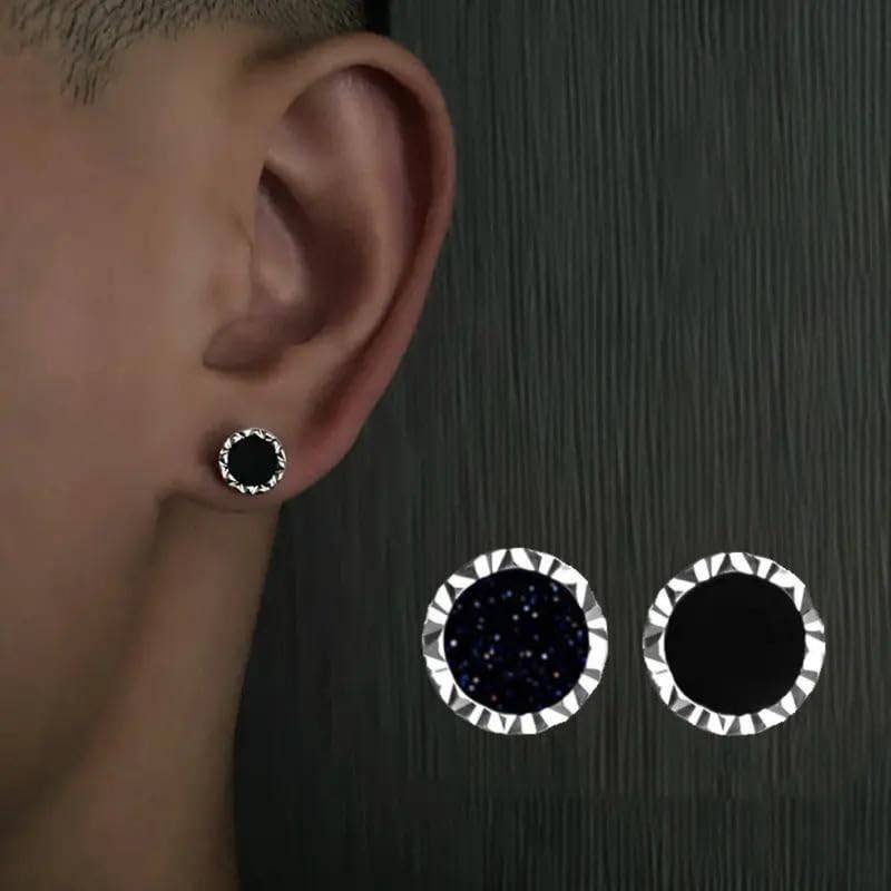 Black Beaten Studs : ME2C0041