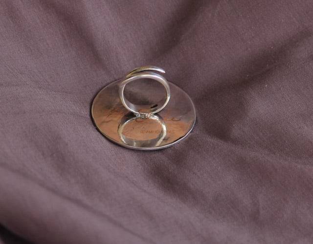 Anvaya Sequence Flower Motif Ring : SR1031
