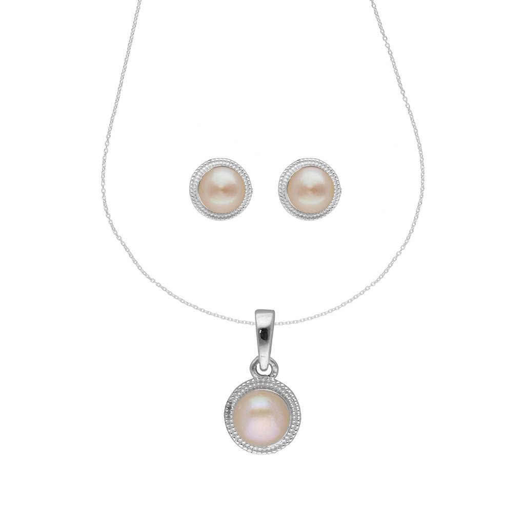 92.5 Sterling Silver Yachana Designer Pearl Pendant : JPMAY-22-165