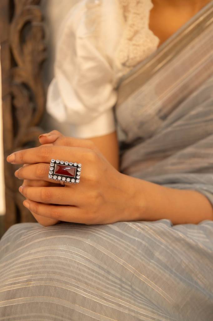 Essence Jadau Cocktail Ring : SR19854