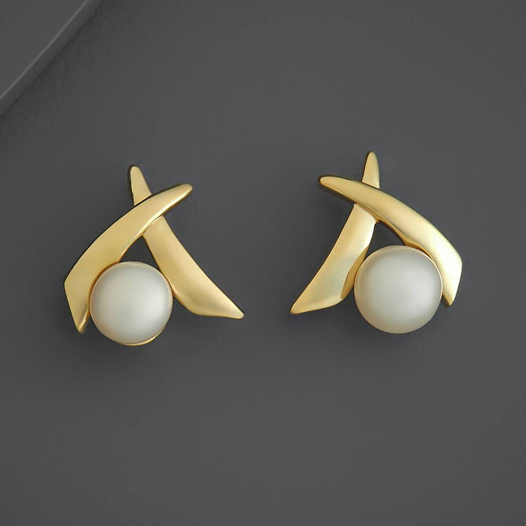 Kushal'S Fashion Jewellery Pearl Gold-Plated Party Trendy Zircon Studs-174840 : 446135
