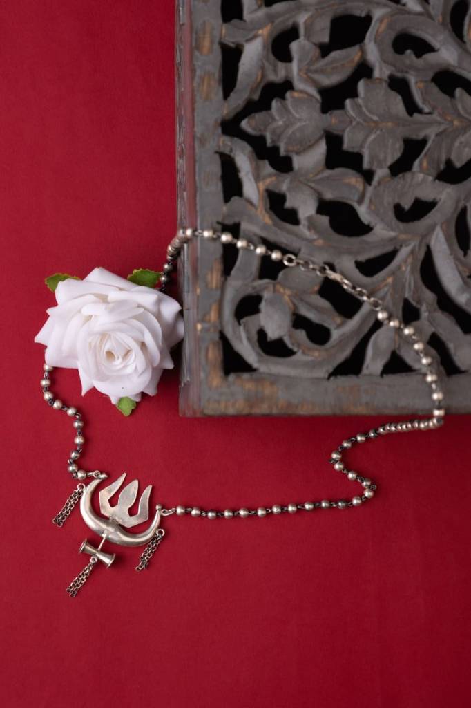 Moh Fine Trishul Ball Chain Necklace : SN504425