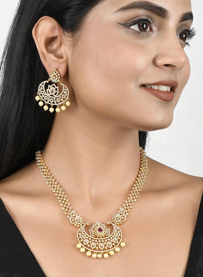 Pearl Beads And White Cz Jewellery Set : 8905124479058