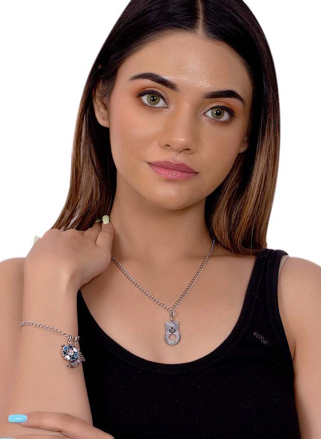 Charms Oxidized Silver Pendant Bracelet With Chains : 8905124141108