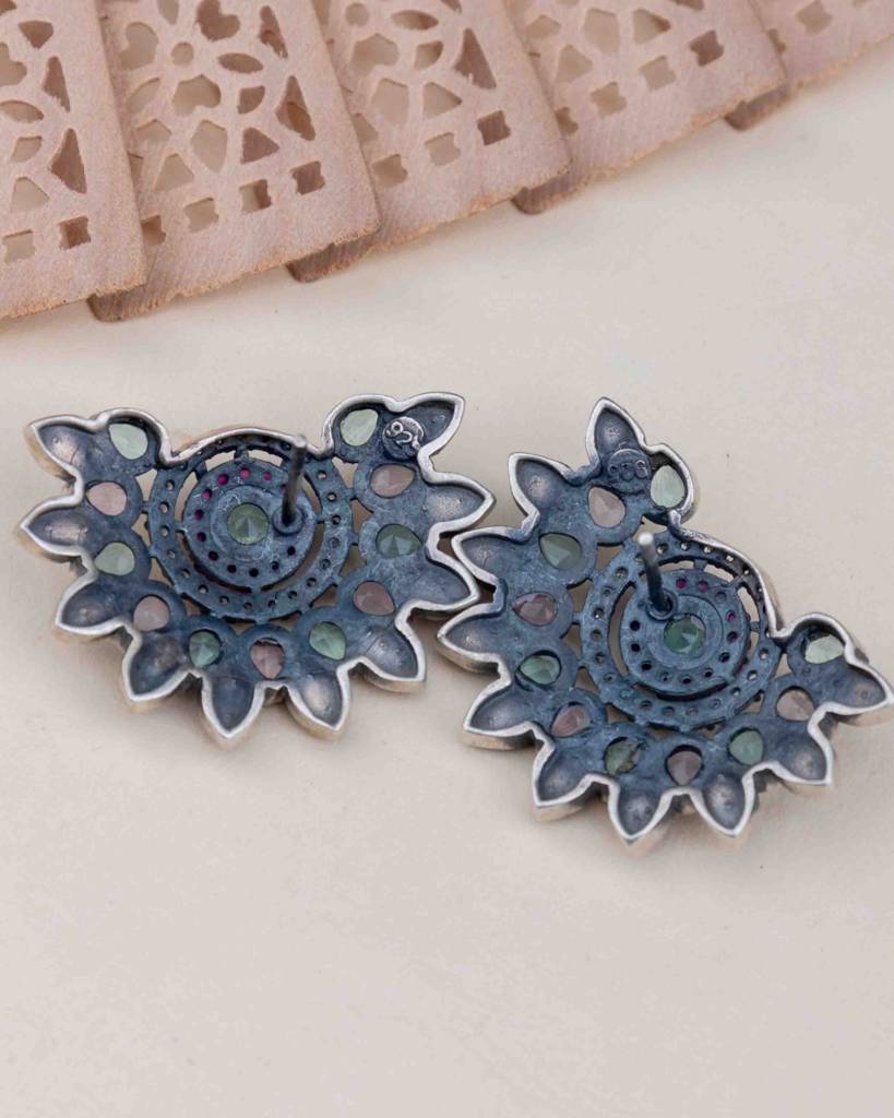 Mizoya Petal Bordered Statement Stud Earring : SE7845