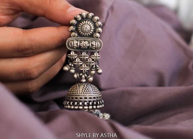 Jhumri Intricate Jali Jhumka : SE4013