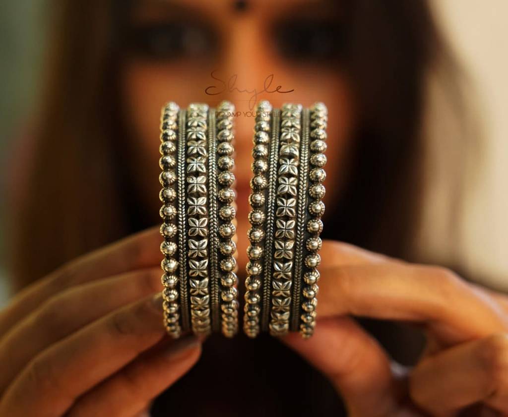 Tattva Intricate Classic Timeless Kada : SK1067-2-10