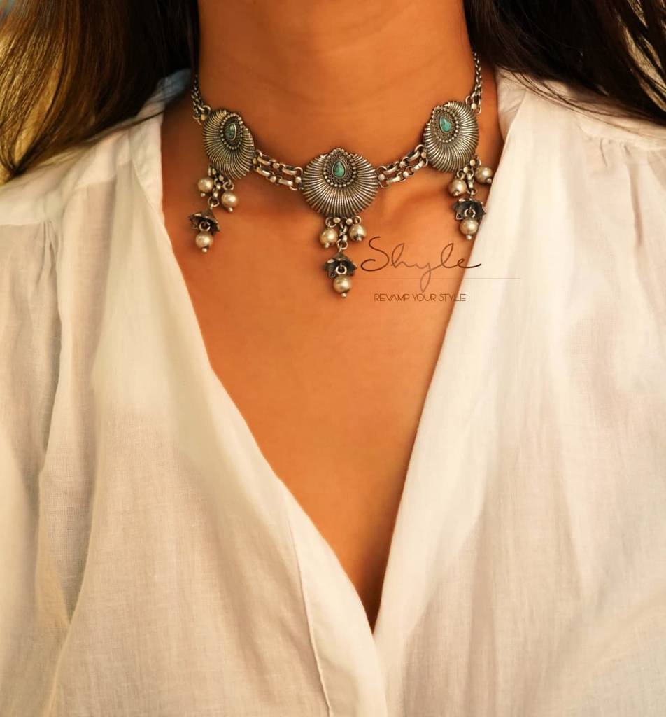 Moh Intricate Sea Shell Ghughri Drop Choker : SN3002