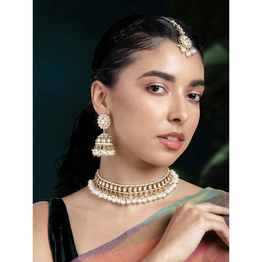 Gold Plated White Beads & Kundan Studded Necklace Choker With Jhumka Earrings & Maangtikka Jewellery Set For Women : PF26N024W