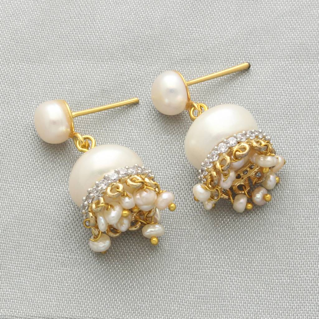 Daksina Pearl Earrings : JPMAR-24-023