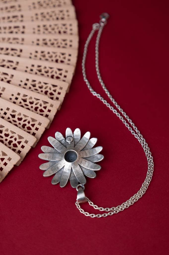Moh Sunflower Intricate Necklace : SN401022