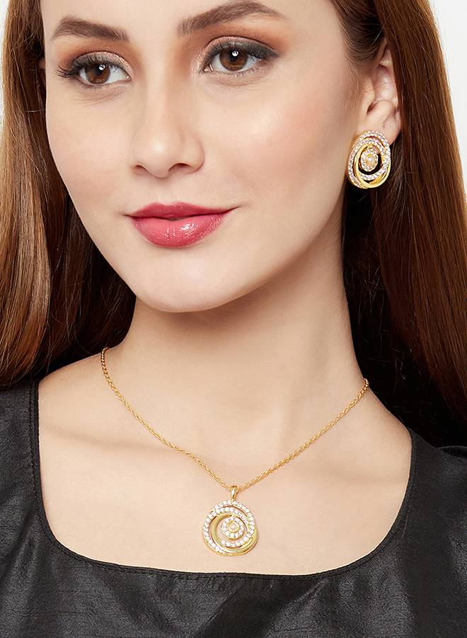 Gold Tone Spiral Design Pendant Set : 8905124438734