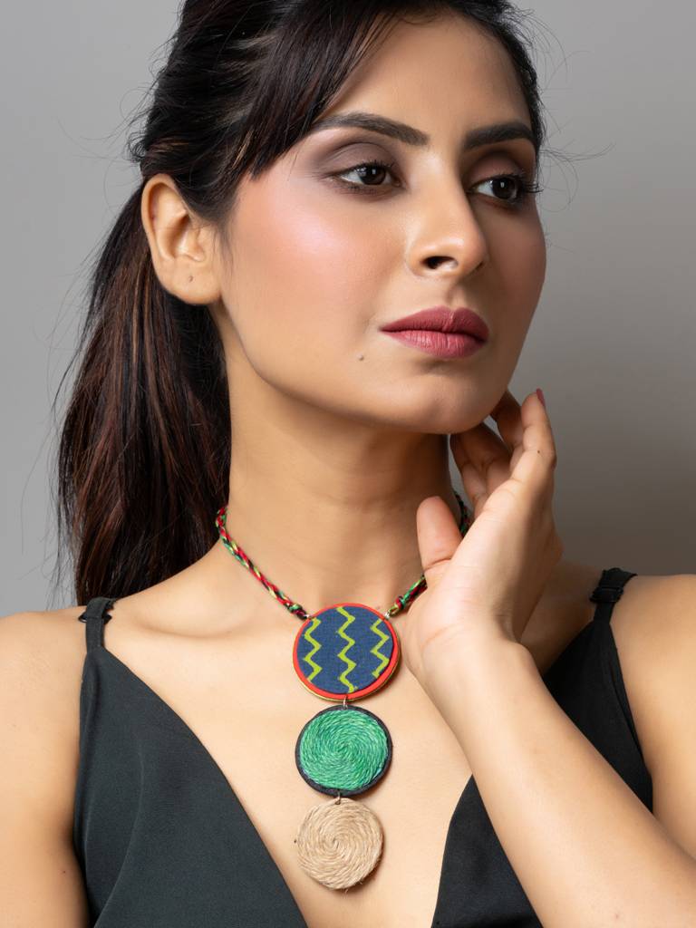 Handmade Green Blue Jute Fabric Necklace With Twisted Dori : LAANP166