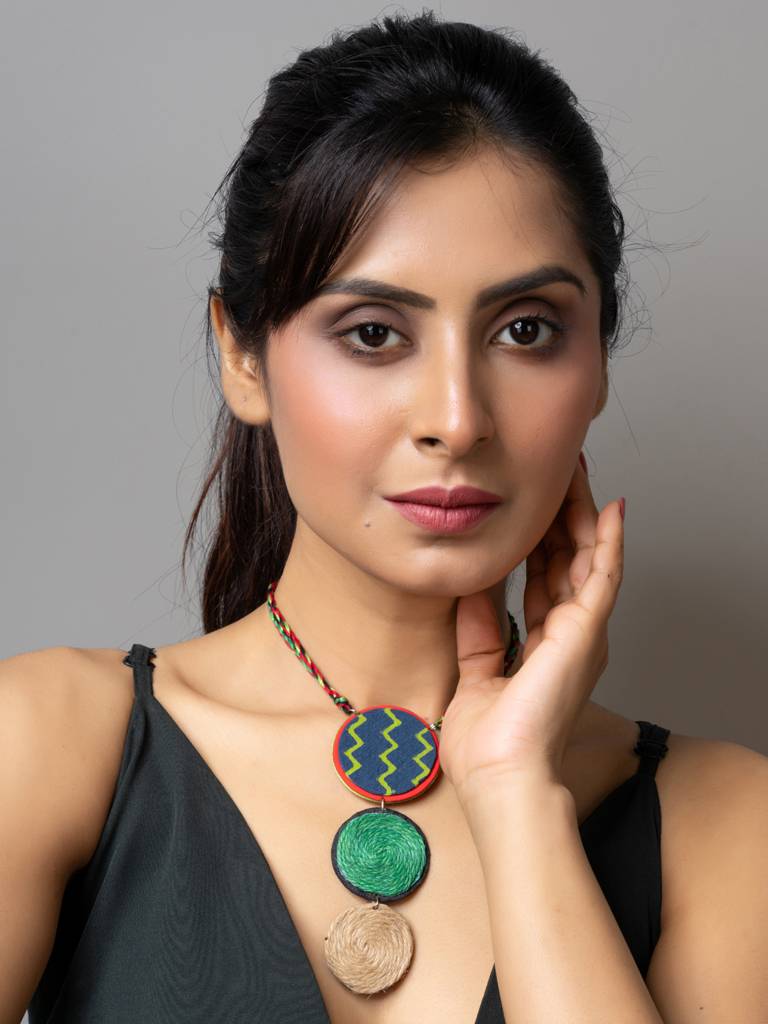 Handmade Green Blue Jute Fabric Necklace With Twisted Dori : LAANP166