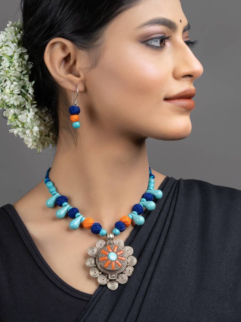 Turquoise Blue Orange Original Tibetan Floral Pendant Necklace Set : LAANP183