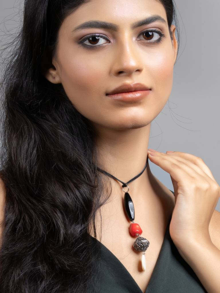 White Red Black Mother Of Pearl Coral Jade Sleek Necklace With Adjustable Suede Cord : LAANP196