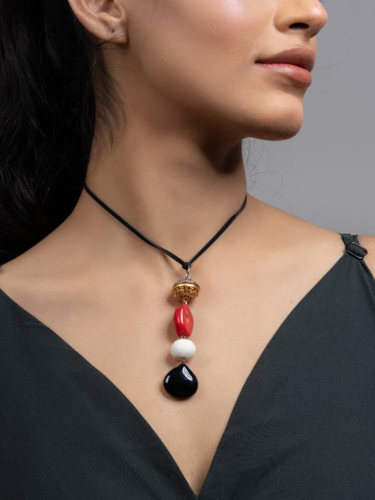 Red Black White Coral Jade Sleek Necklace With Adjustable Suede Cord : LAANP189