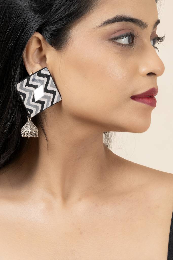 Handmade Gray Black Zigzag Cotton Fabric Stud With German Silver Jhumka Earrings : LAAER600