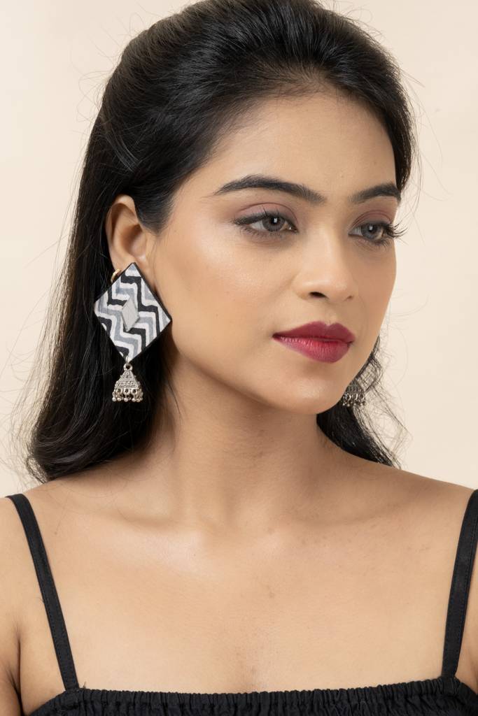 Handmade Gray Black Zigzag Cotton Fabric Stud With German Silver Jhumka Earrings : LAAER600