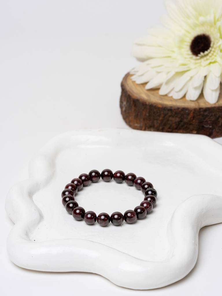 Natural Garnet Bracelet : LAABL108-65-S