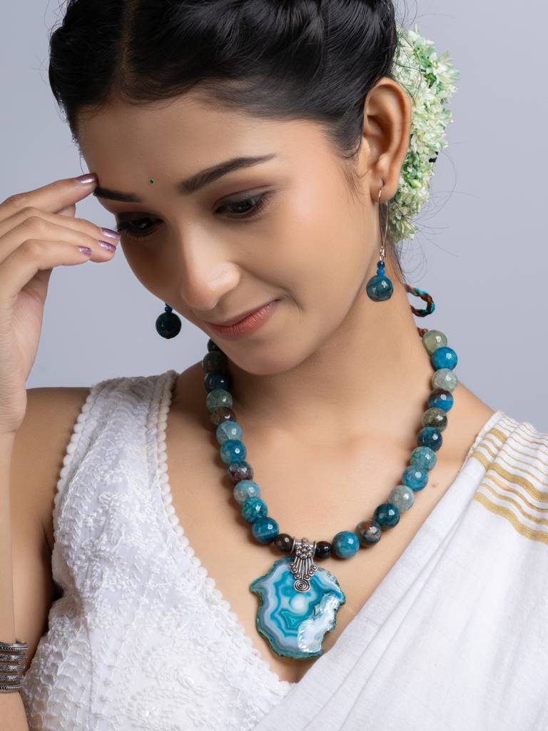 Semi Precious Peacock Blue Agate Quartz Necklace Set : LAANP255